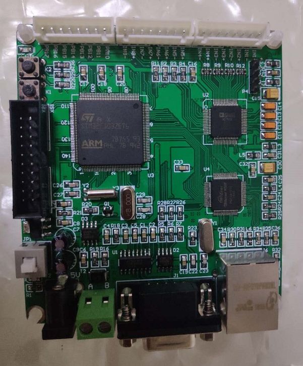 PCB设计中SMT与传统通孔技术的差别